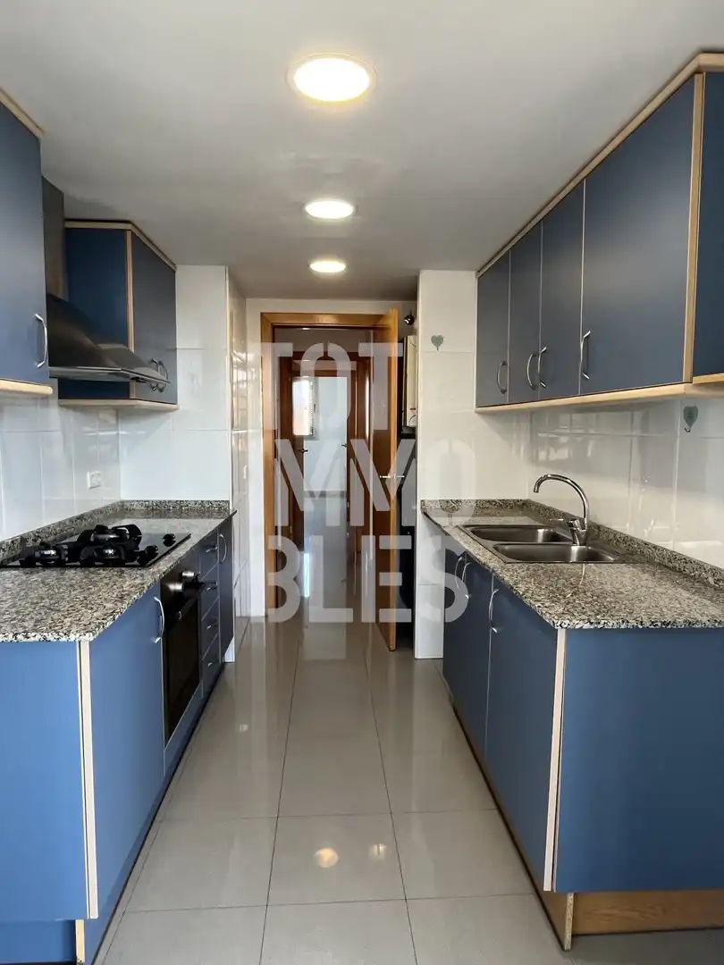 Kitchen of Flat for sale in Girona  with Heating, Terrace and Swimming Pool