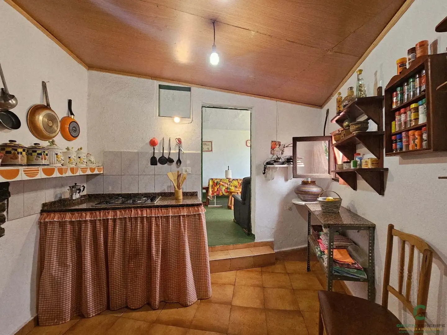 Küche von Einfamilien-Reihenhaus zum Verkauf in Garachico mit Terrasse und Abstellraum