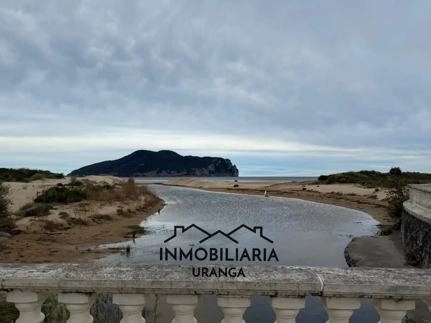 Vista exterior de Piso en venta en Laredo con Calefacción y Terraza