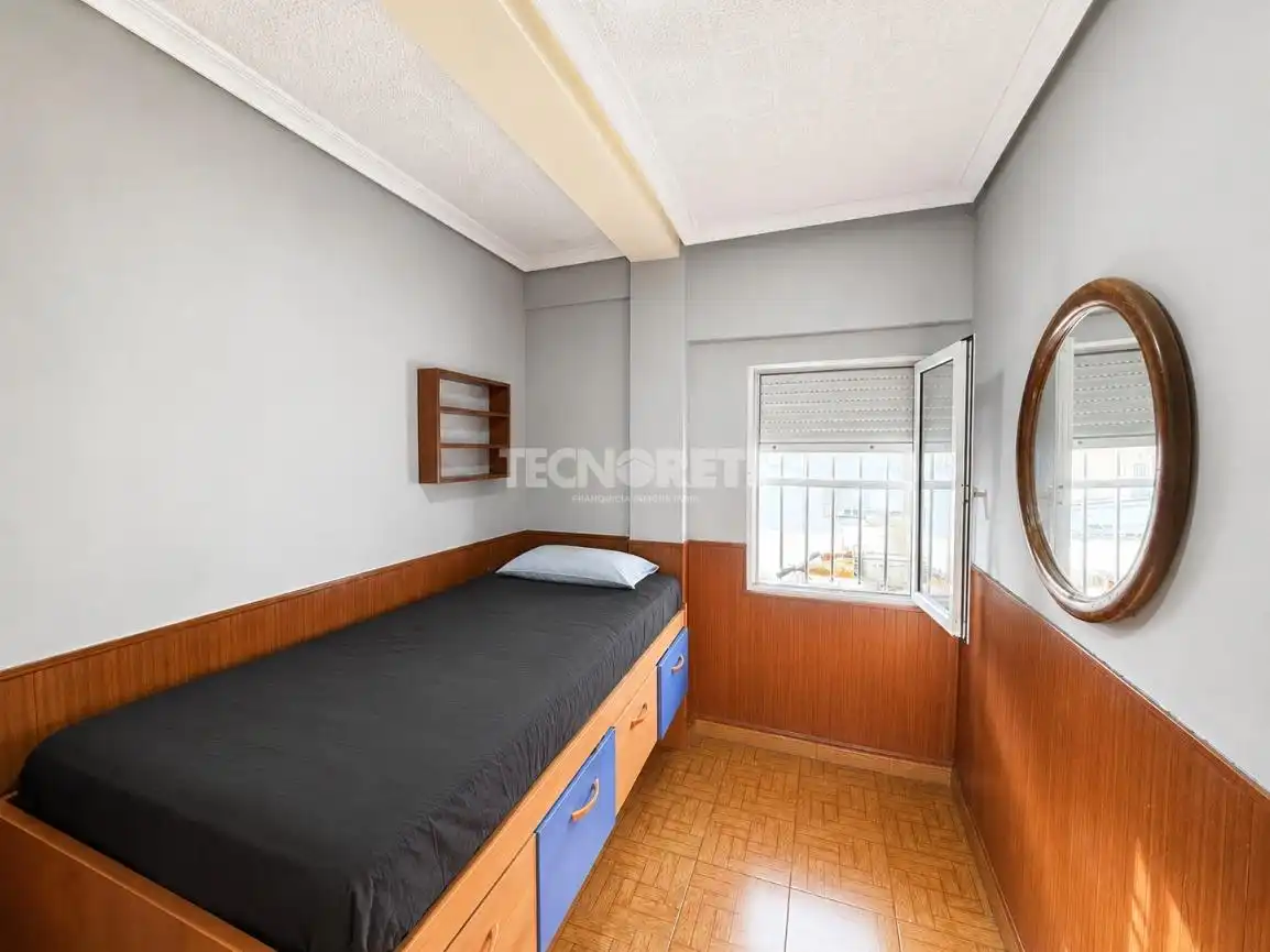 Bedroom of Flat for sale in Madrid  with Air Conditioner and Balcony