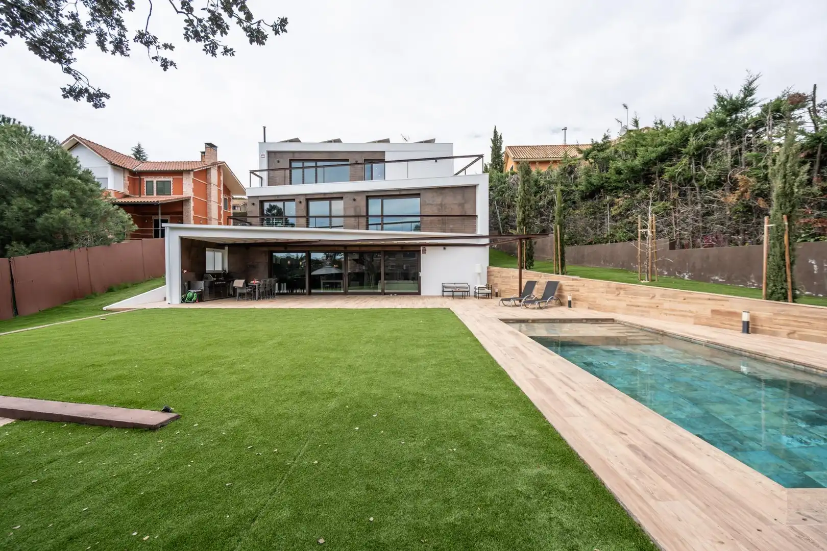 Jardí de Casa o xalet en venda en Torrelodones amb Aire condicionat, Calefacció i Jardí privat