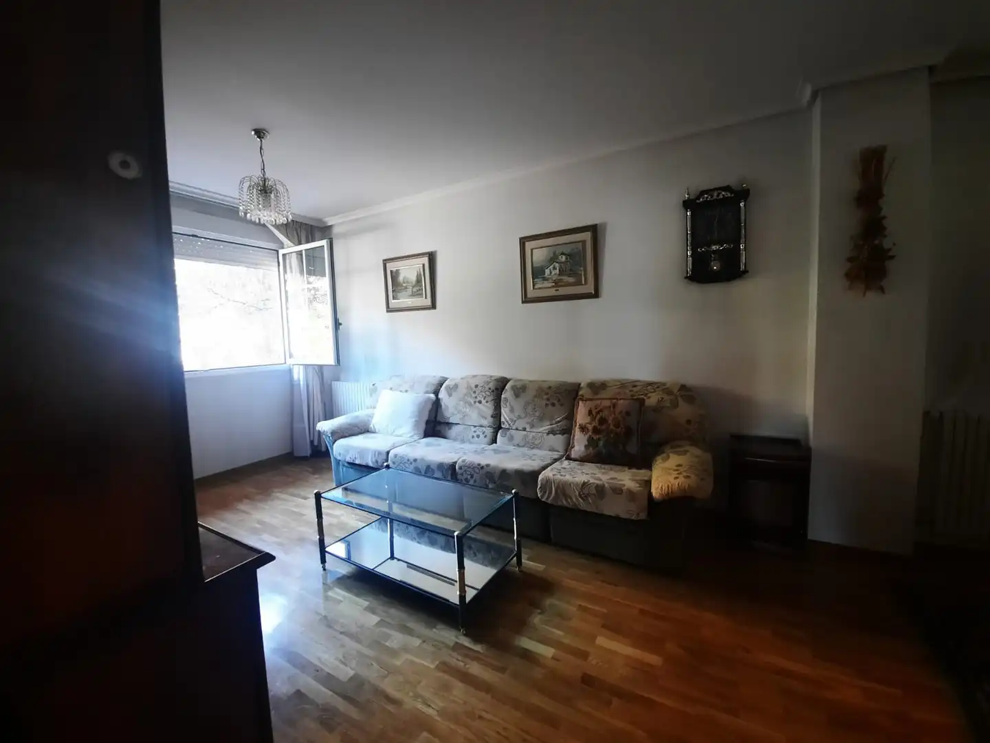Sala d'estar de Pis en venda en Ponferrada amb Calefacció, Moblat i Forn