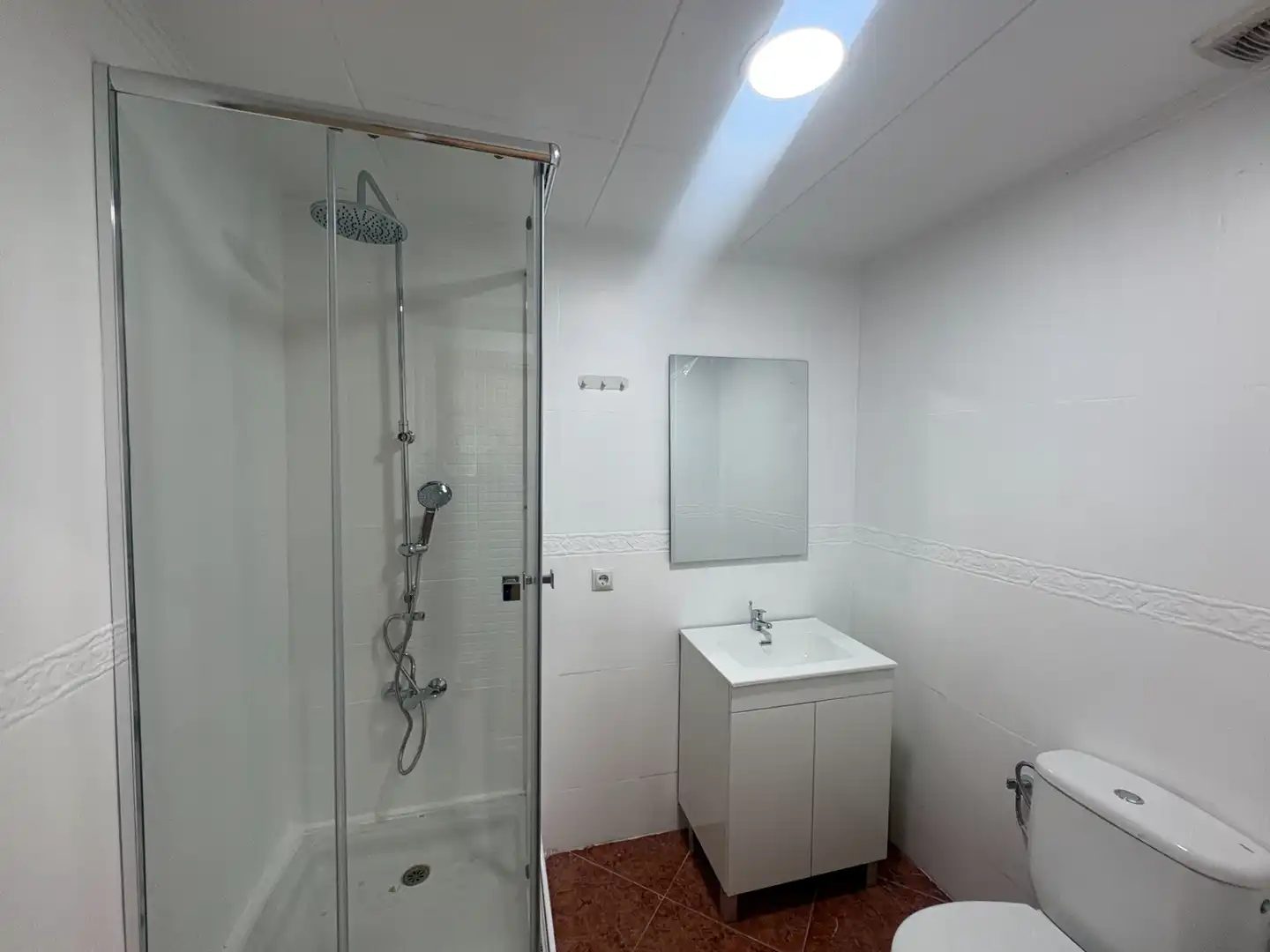 Badezimmer von Wohnung zum Verkauf in Badalona