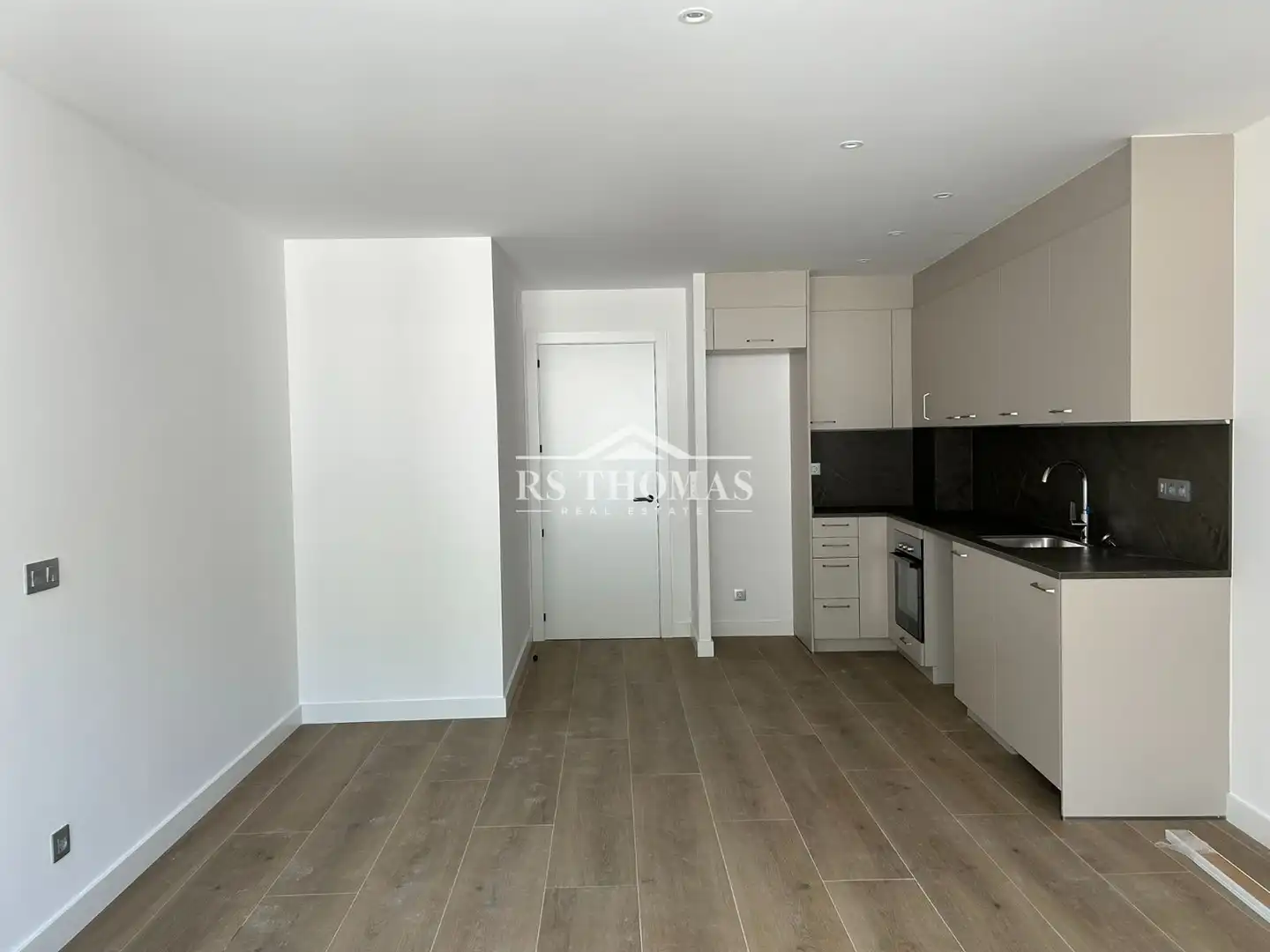 Flat with lift to rent in Avinguda de les Escoles, imagen 9