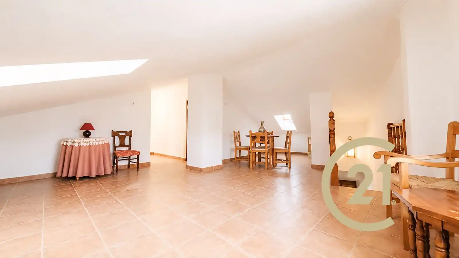 Esszimmer von Einfamilien-Reihenhaus zum Verkauf in Cartajima mit Heizung, Terrasse und Abstellraum