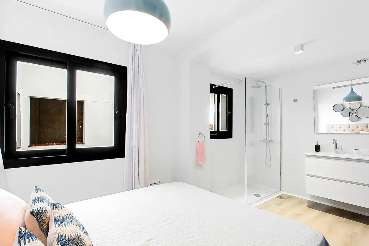 Schlafzimmer von Erdgeschoss zum Verkauf in Mijas mit Klimaanlage, Terrasse und Schwimmbad