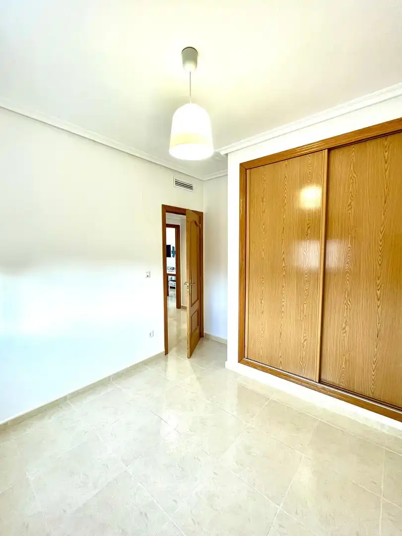 Appartement compact avec piscine à louer à Avenida Mestral 1, imagen 11