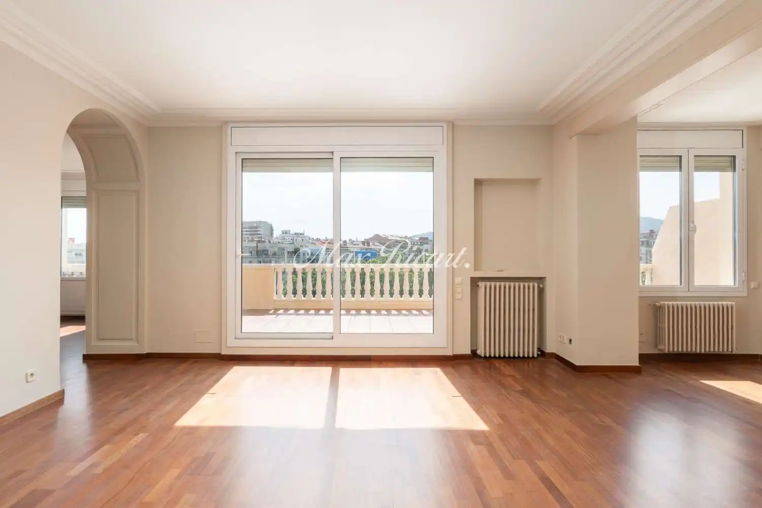 Sala de estar de Ático de alquiler en Barcelona con Aire acondicionado, Calefacción y Terraza