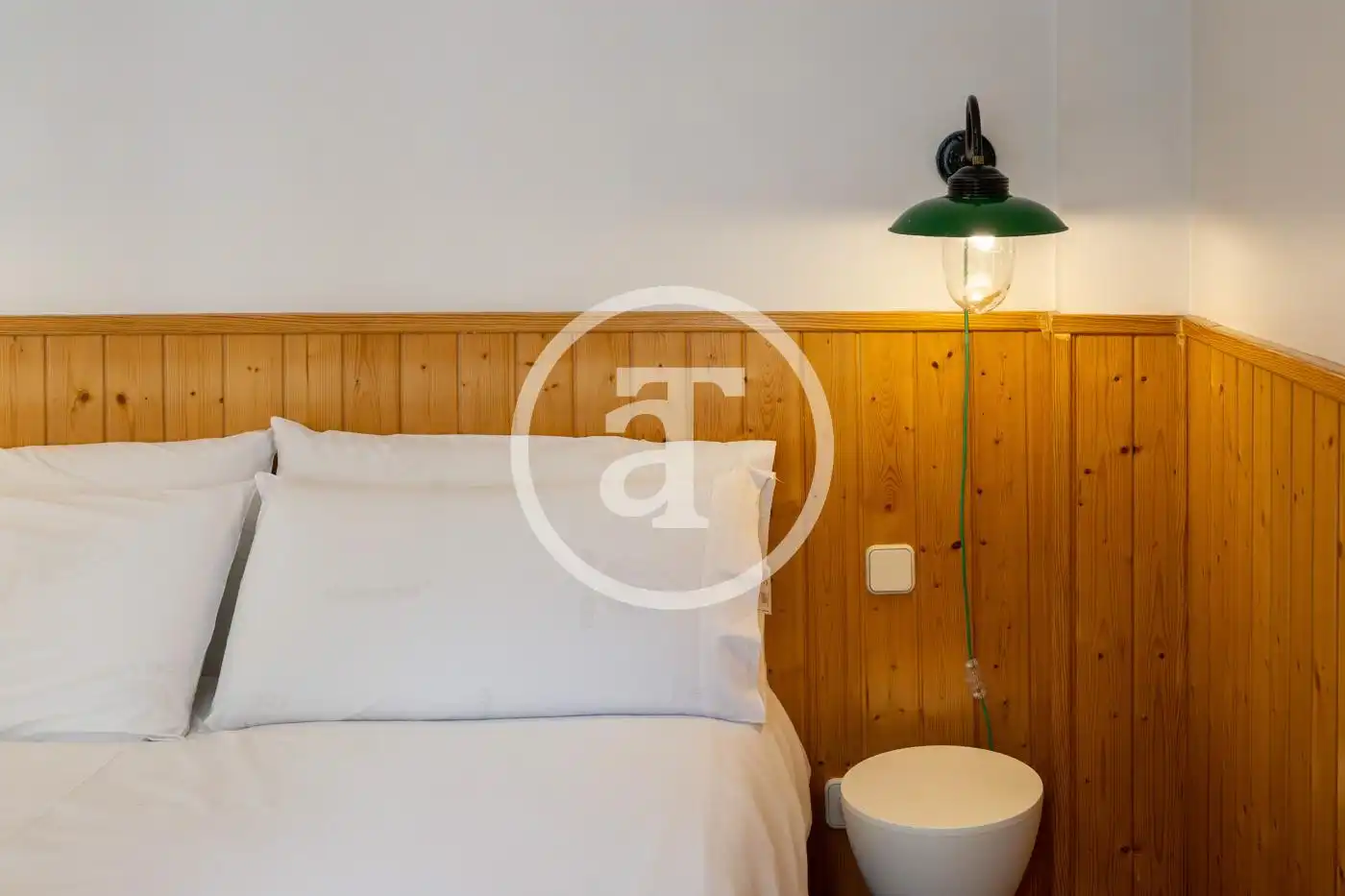 Habitación de Ático de alquiler en Madrid con Aire acondicionado, Calefacción y Amueblado