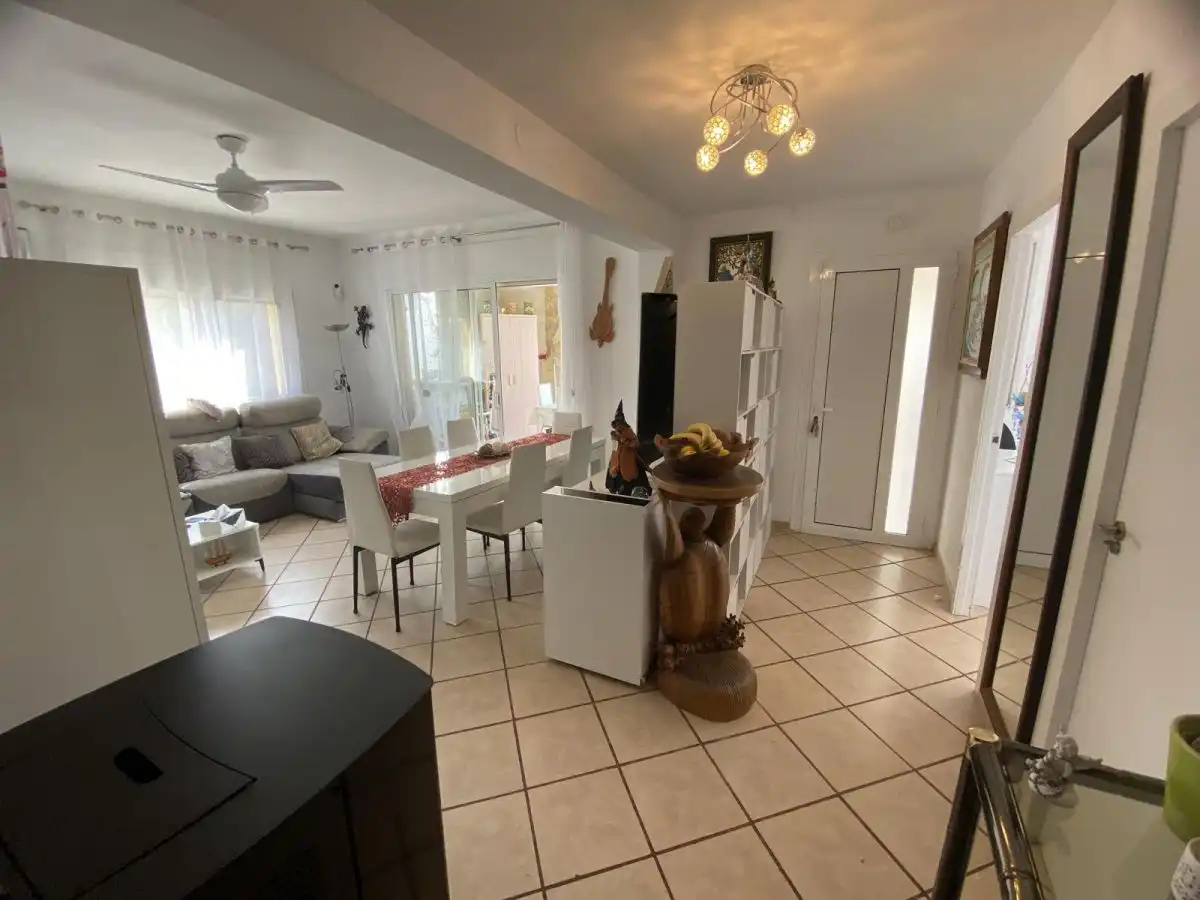 Sala d'estar de Casa o xalet en venda en Alcanar amb Aire condicionat, Calefacció i Jardí privat