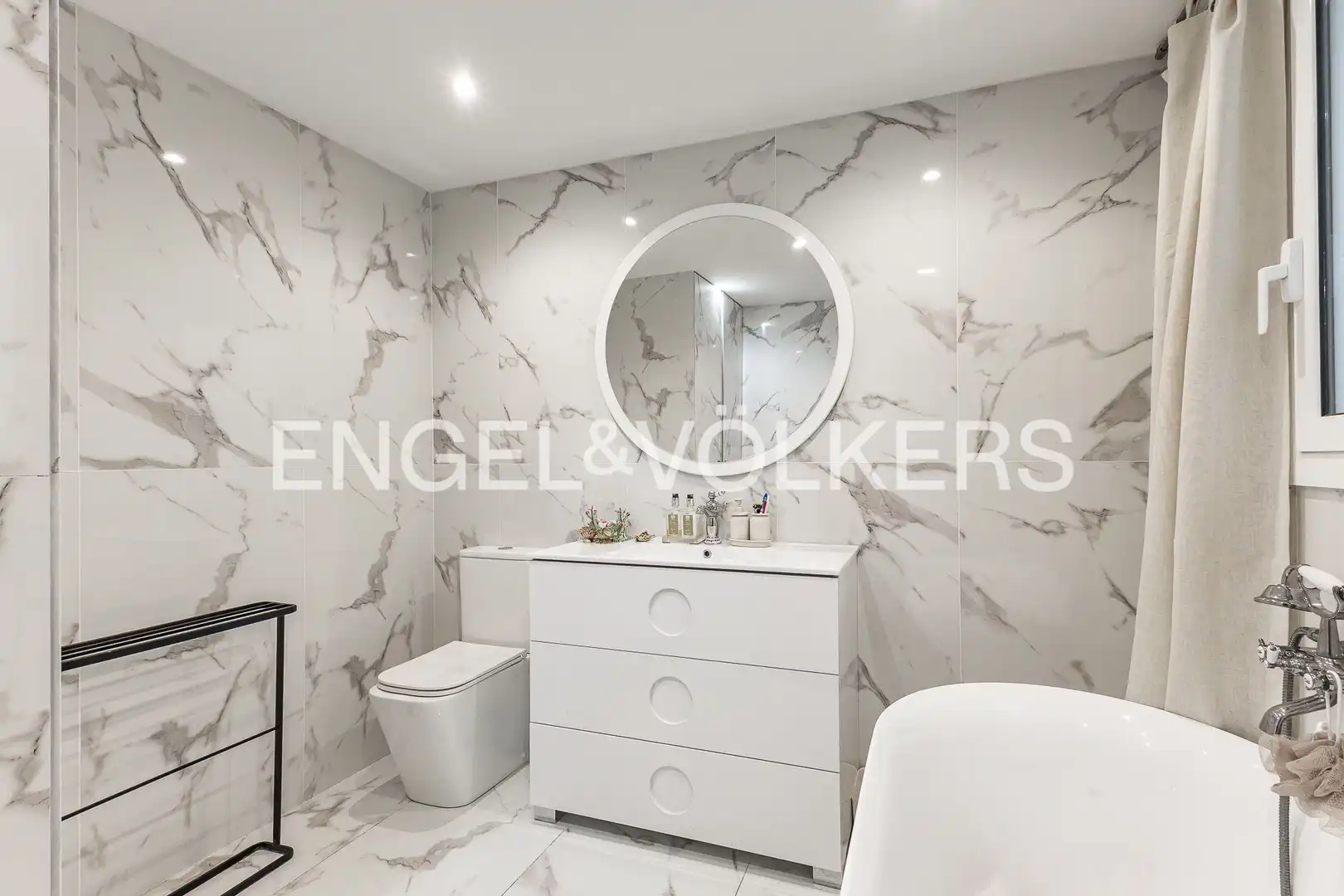 Baño de Piso en venta en Barcelona con Aire acondicionado, Calefacción y Amueblado