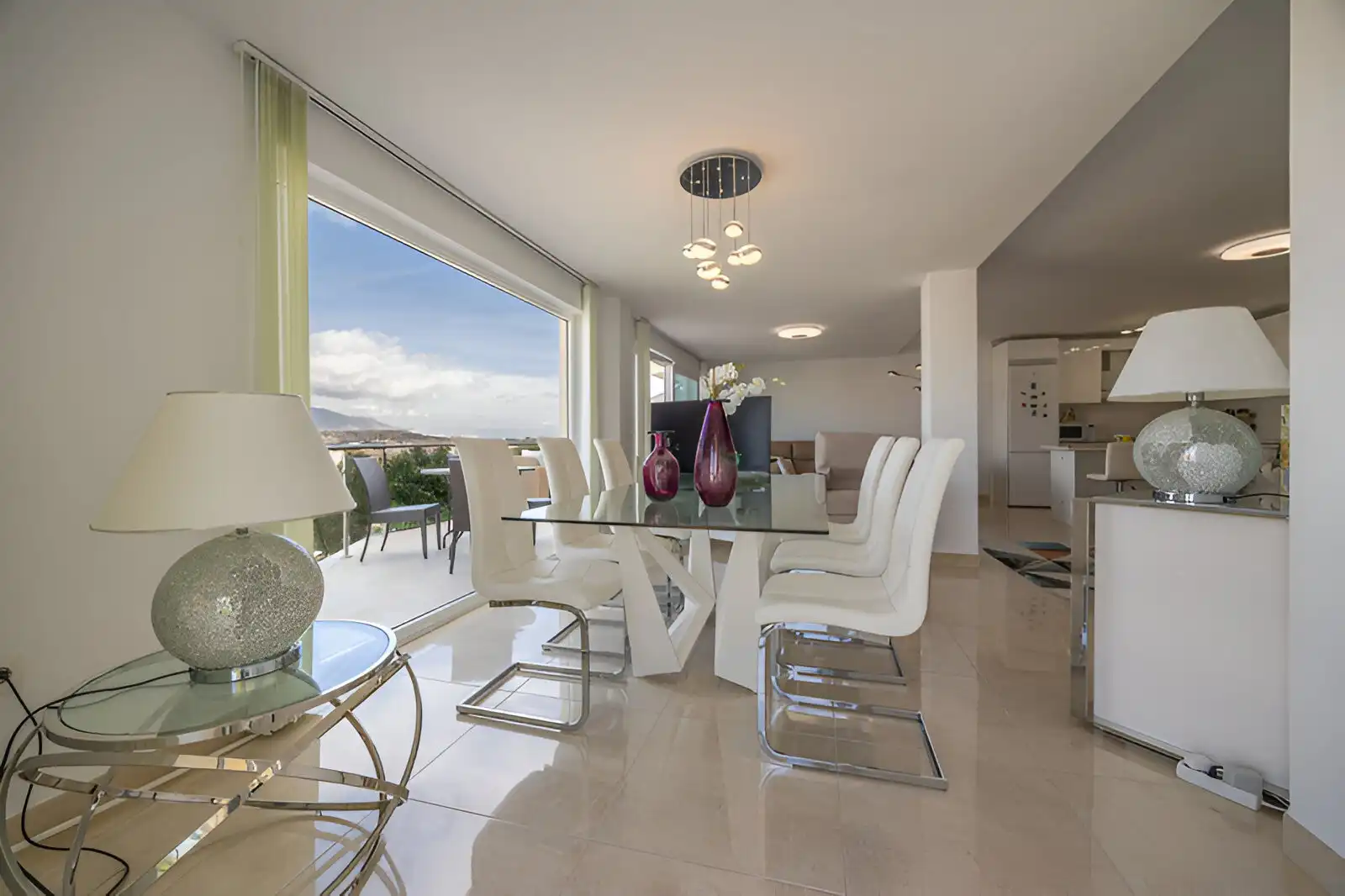 Esszimmer von Erdgeschoss zum Verkauf in Mijas mit Klimaanlage, Terrasse und Schwimmbad