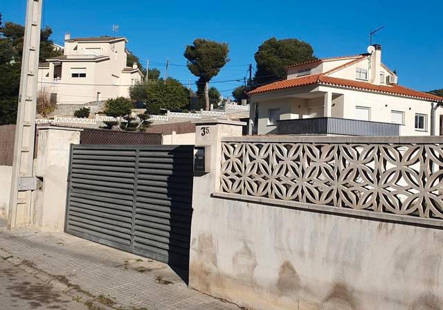 Casa-chalet en Venta en Carrer Salvador Dalí en Mas Trader - Corral d'En Tort - Corral d'En Cona