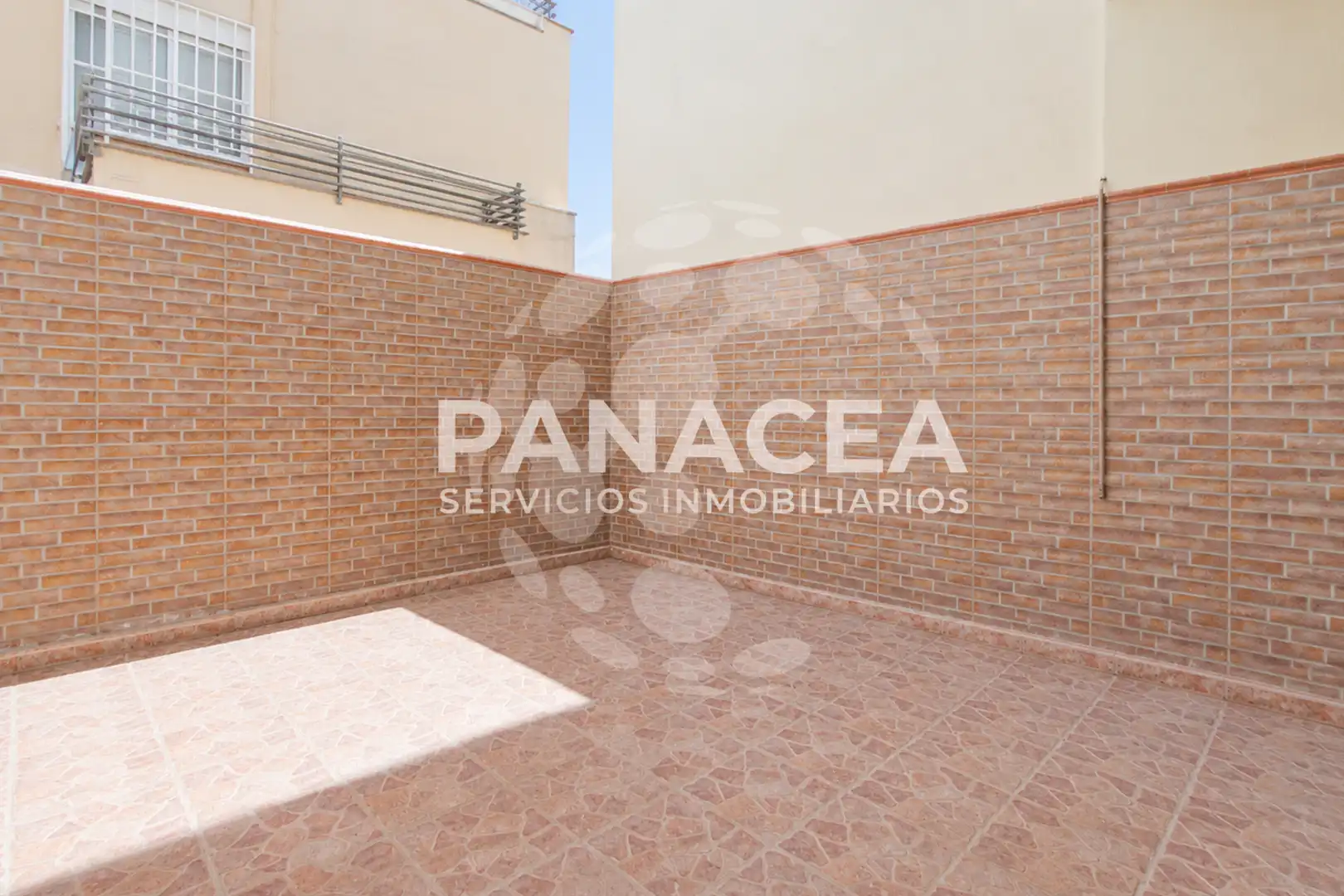 Terrace of Detached homes for sale in Roquetas de Mar  with Furnished, Oven and Washing machine