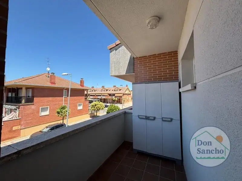 Terraza de Casa adosada en venta en Cabezón de Pisuerga con Calefacción, Jardín privado y Terraza