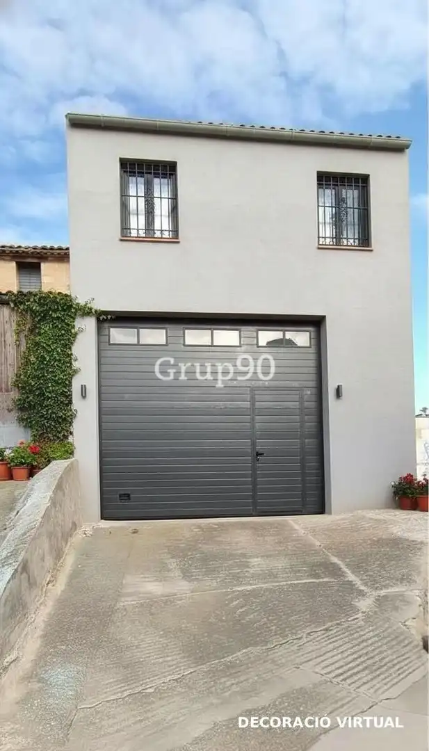 Parking of Commercial properties for sale in Bovera
