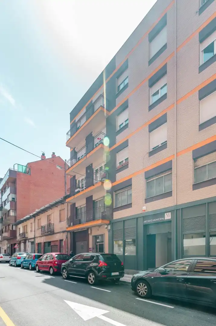 Vista exterior de Ático en venta en Mieres (Asturias) con Calefacción y Terraza