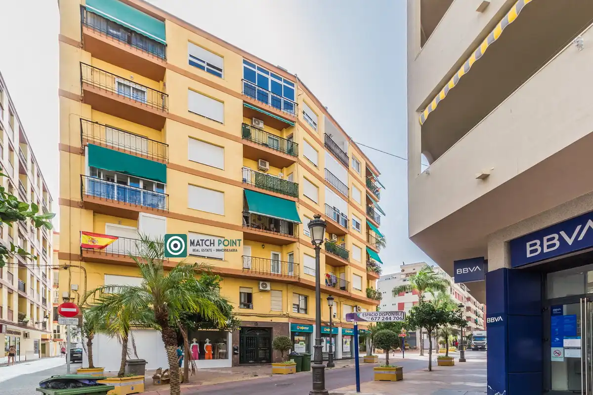 Vista exterior de Piso de alquiler en Almuñécar con Amueblado