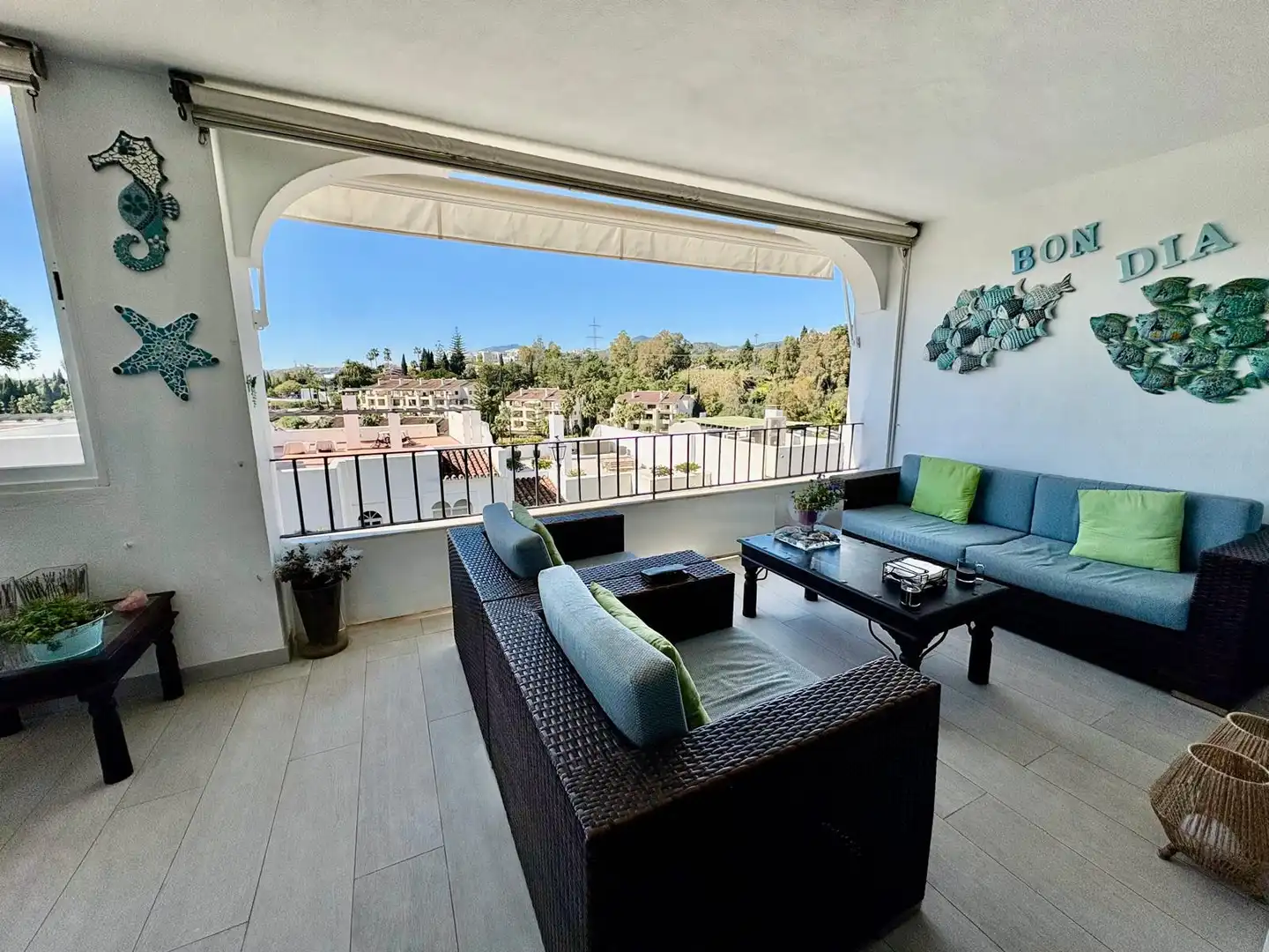 Apartament amb piscina en venda a Benahavís pueblo, imagen 6