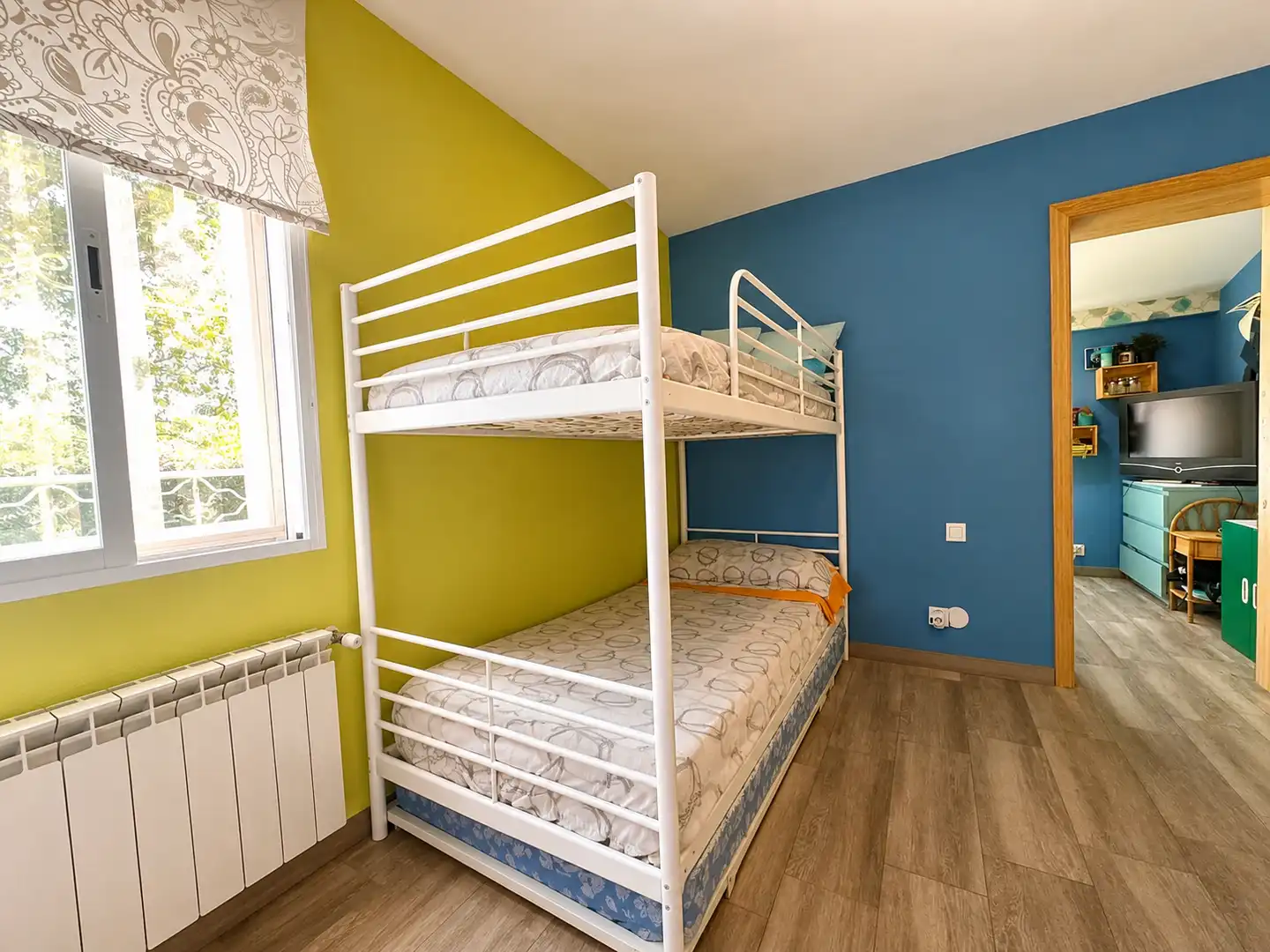 Habitación de Casa o chalet en venta en Nuevo Baztán con Aire acondicionado, Calefacción y Jardín privado