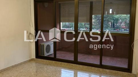 Foto 3 de Piso en venta en Avenida Alcalde Luis Uruñuela, Urbadiez - Entrepuentes,  Sevilla Capital