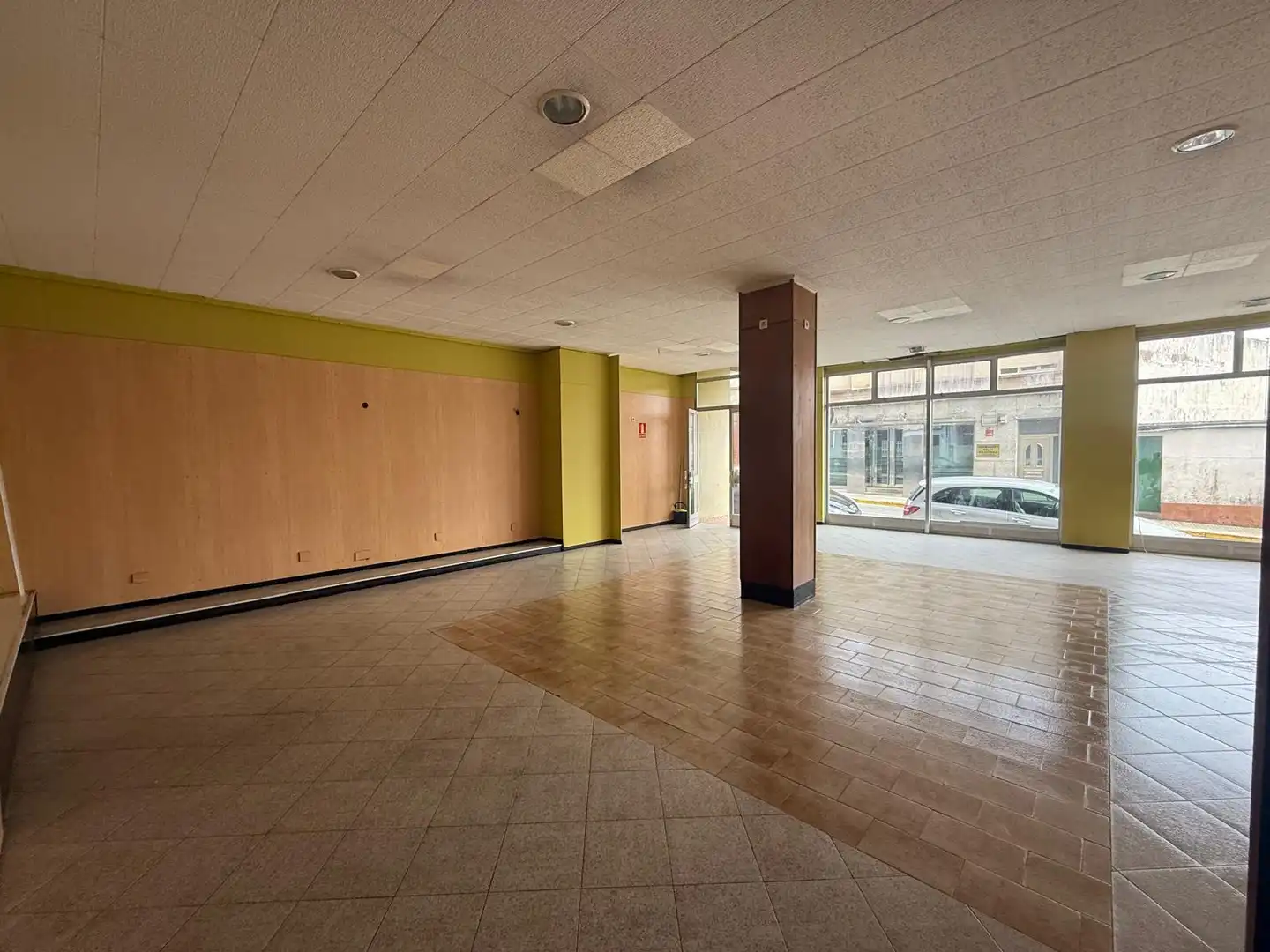 Commercial properties for sale in Boiro