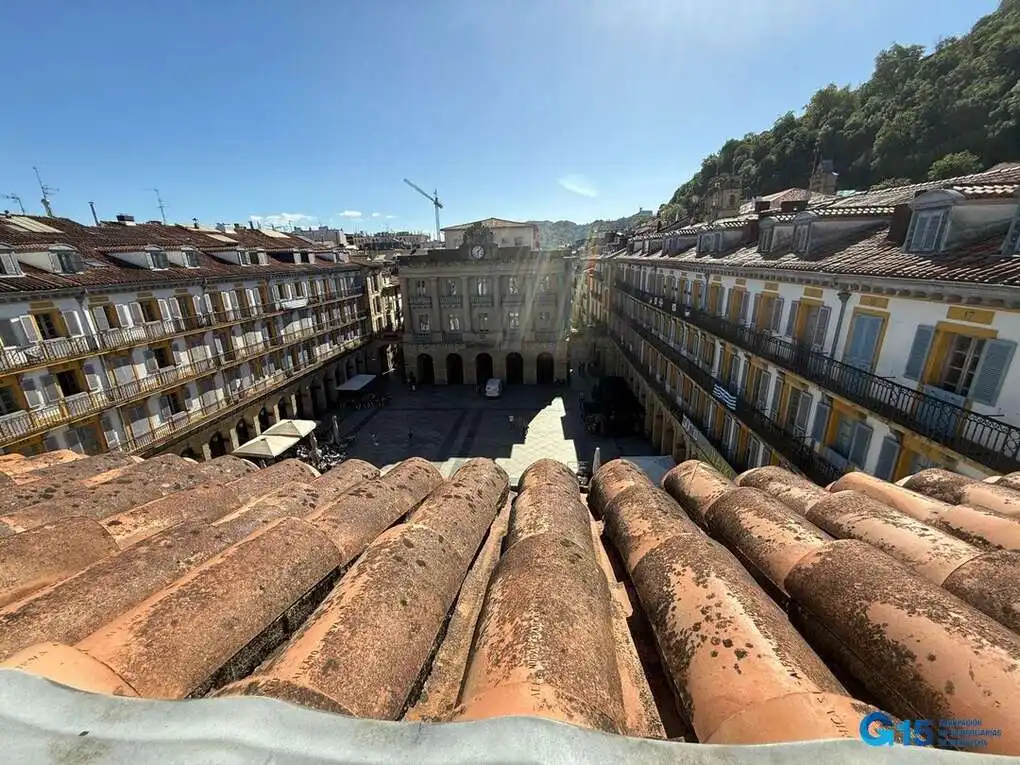 Vista exterior de Ático en venta en Donostia - San Sebastián  con Calefacción y Amueblado