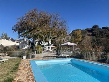 Casa rustica con piscina in vendita a Alcalá la Real