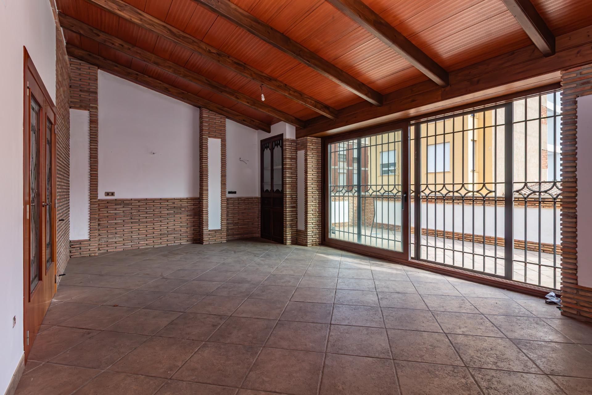 Casa o xalet en venda en Castellón de la Plana / Castelló de la Plana amb Calefacció, Parquet i Terrassa