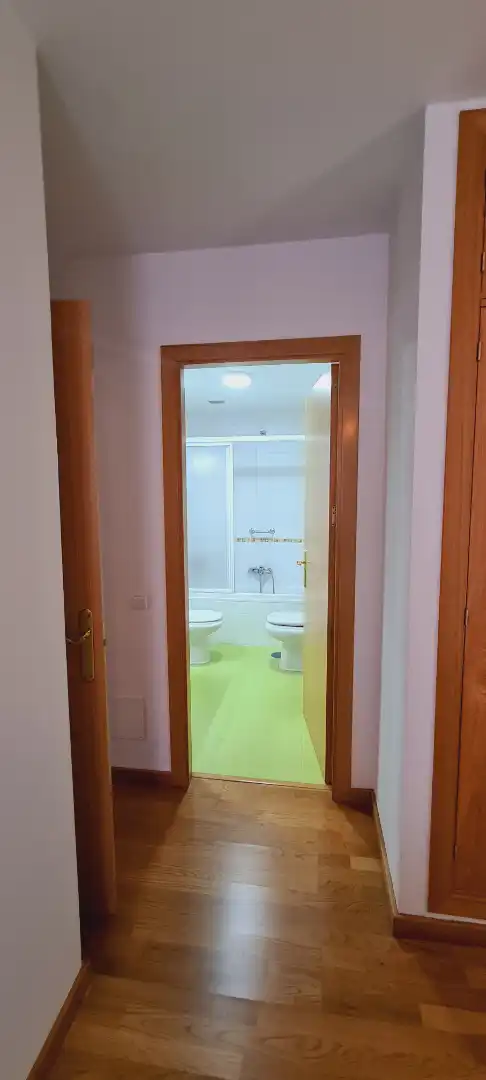 Bathroom of Flat for sale in El Tiemblo   with Heating, Parquet flooring and Storage room