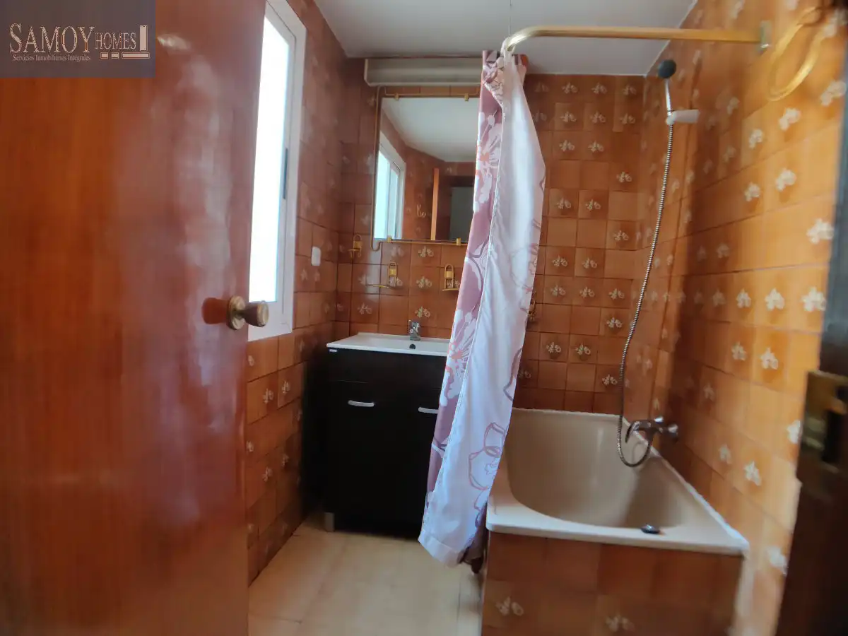 Room in Calle San Diego, 9, Fígares