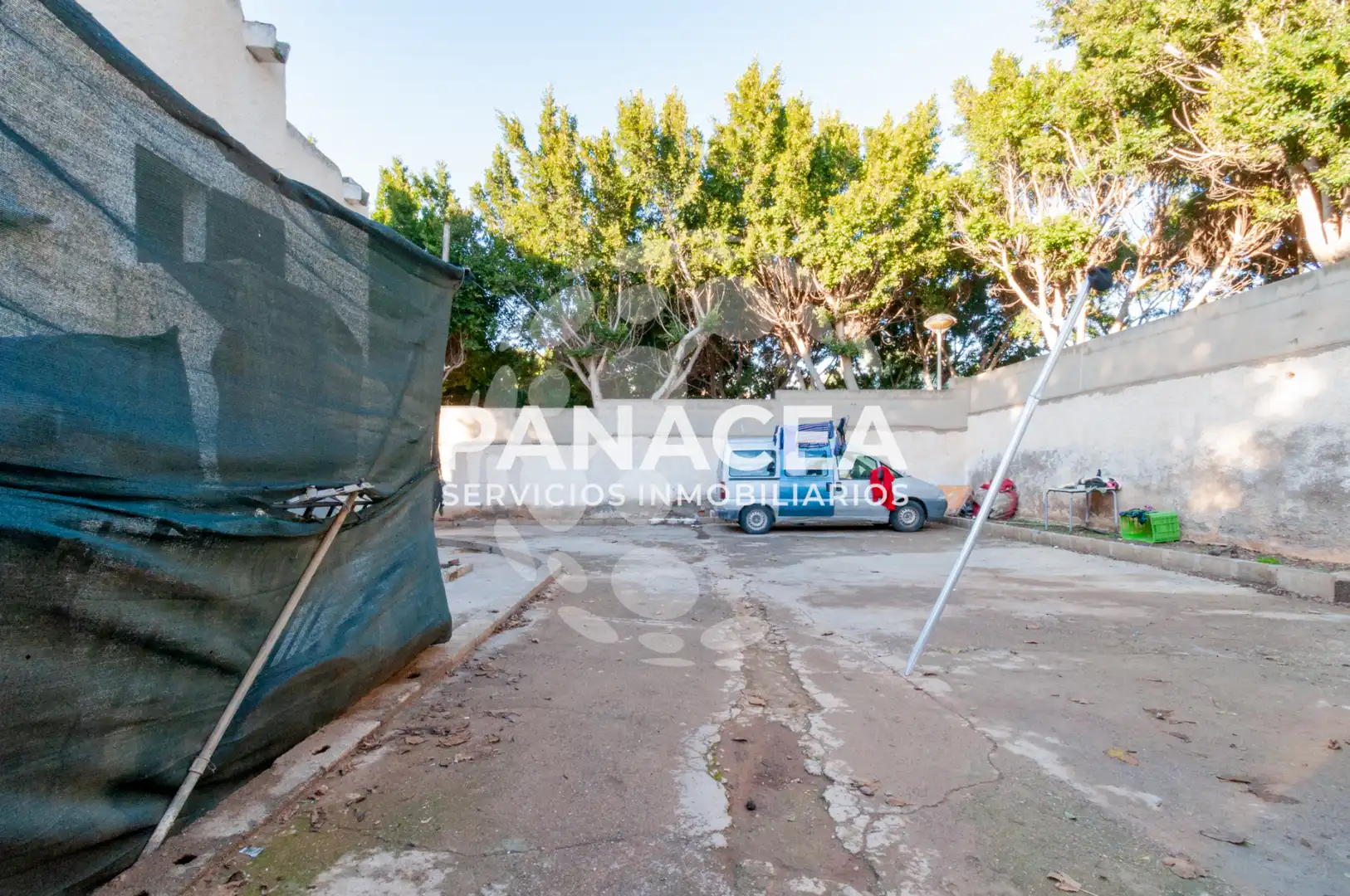 Aparcament de Casa o xalet en venda en El Ejido amb Moblat