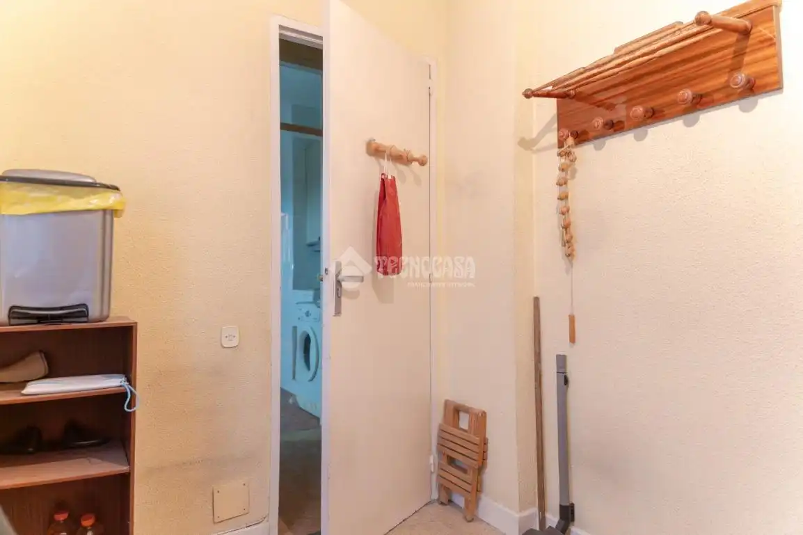 Piso en venta en Madrid con Calefacción y Terraza