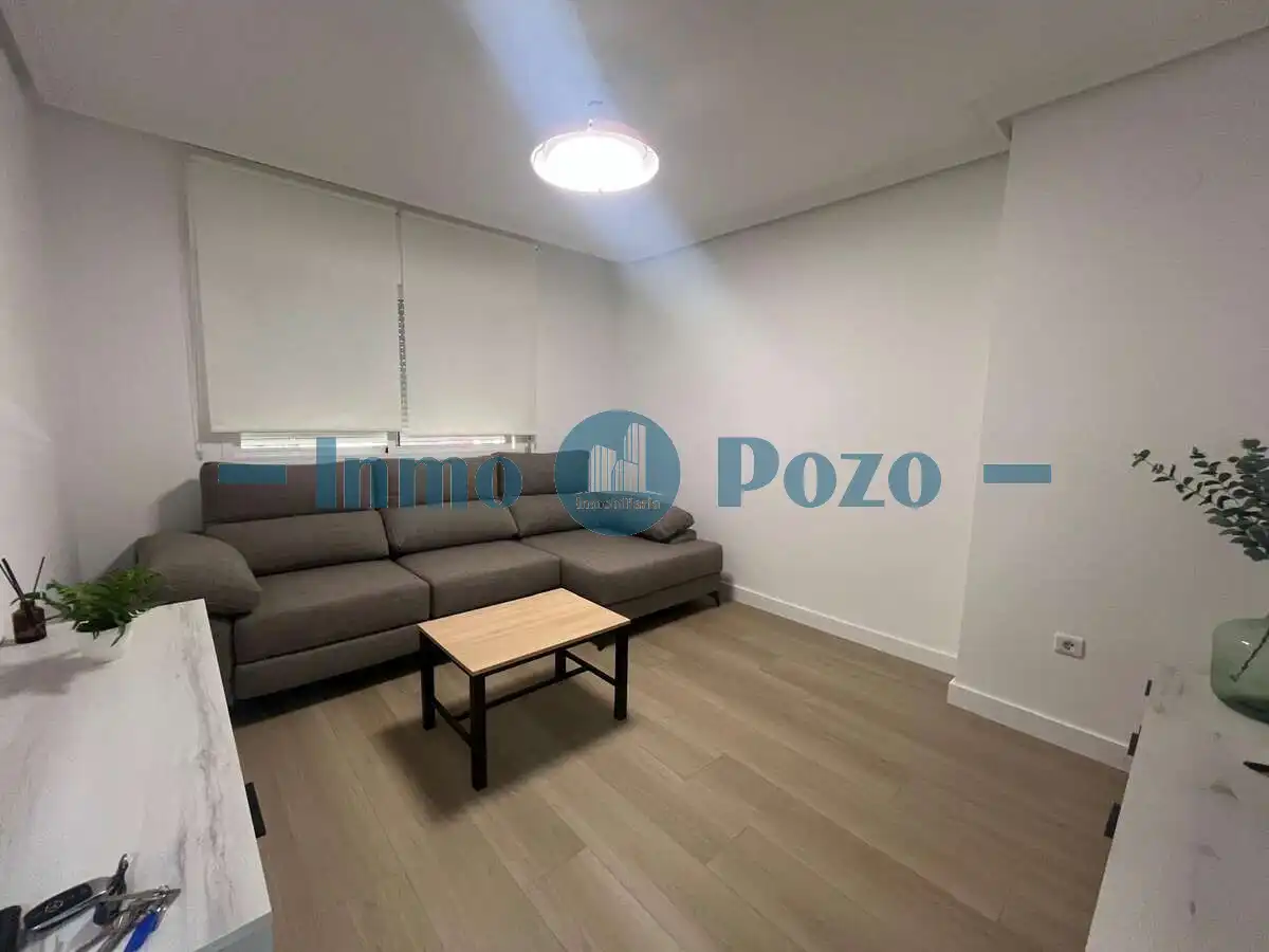 Sala d'estar de Apartament en venda en Almendralejo amb Moblat