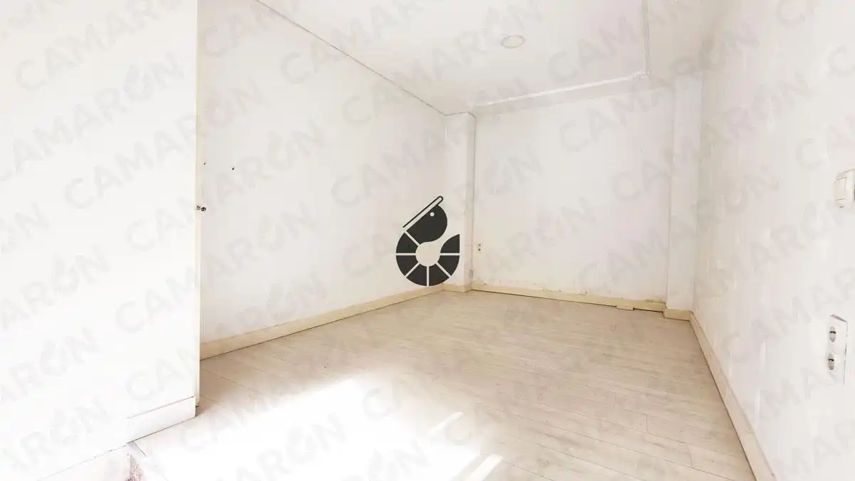 Local comercial en venta en Coria del Río, imagen 4