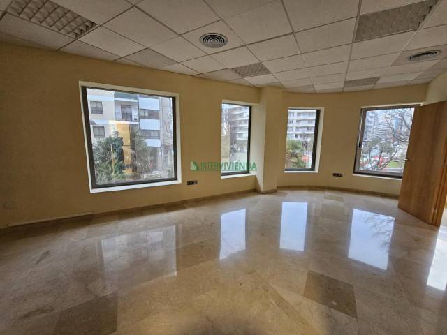 Oficina en Alquiler en Praza Independencia