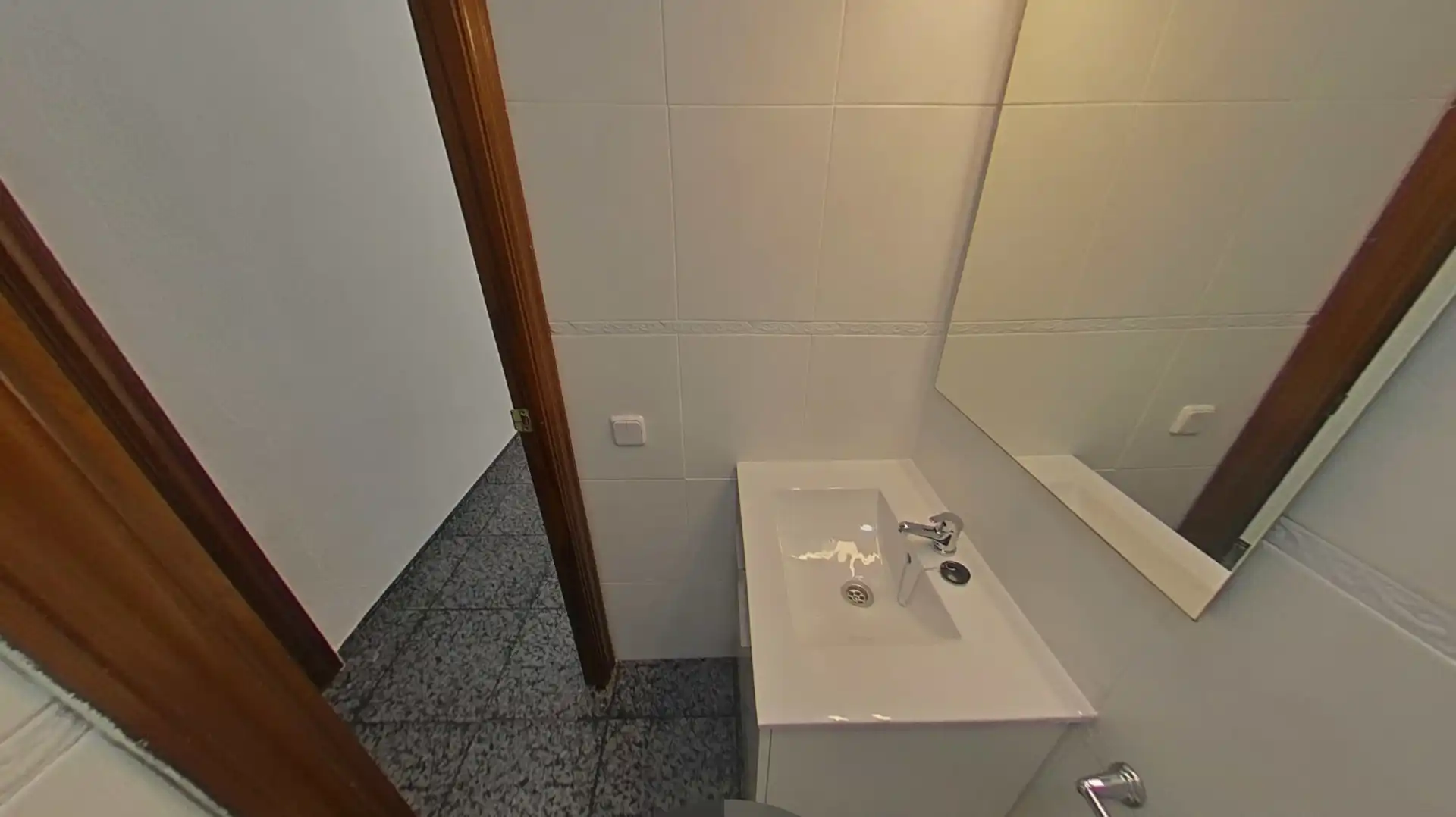 Badezimmer von Wohnung zum Verkauf in L'Hospitalet de Llobregat mit Heizung