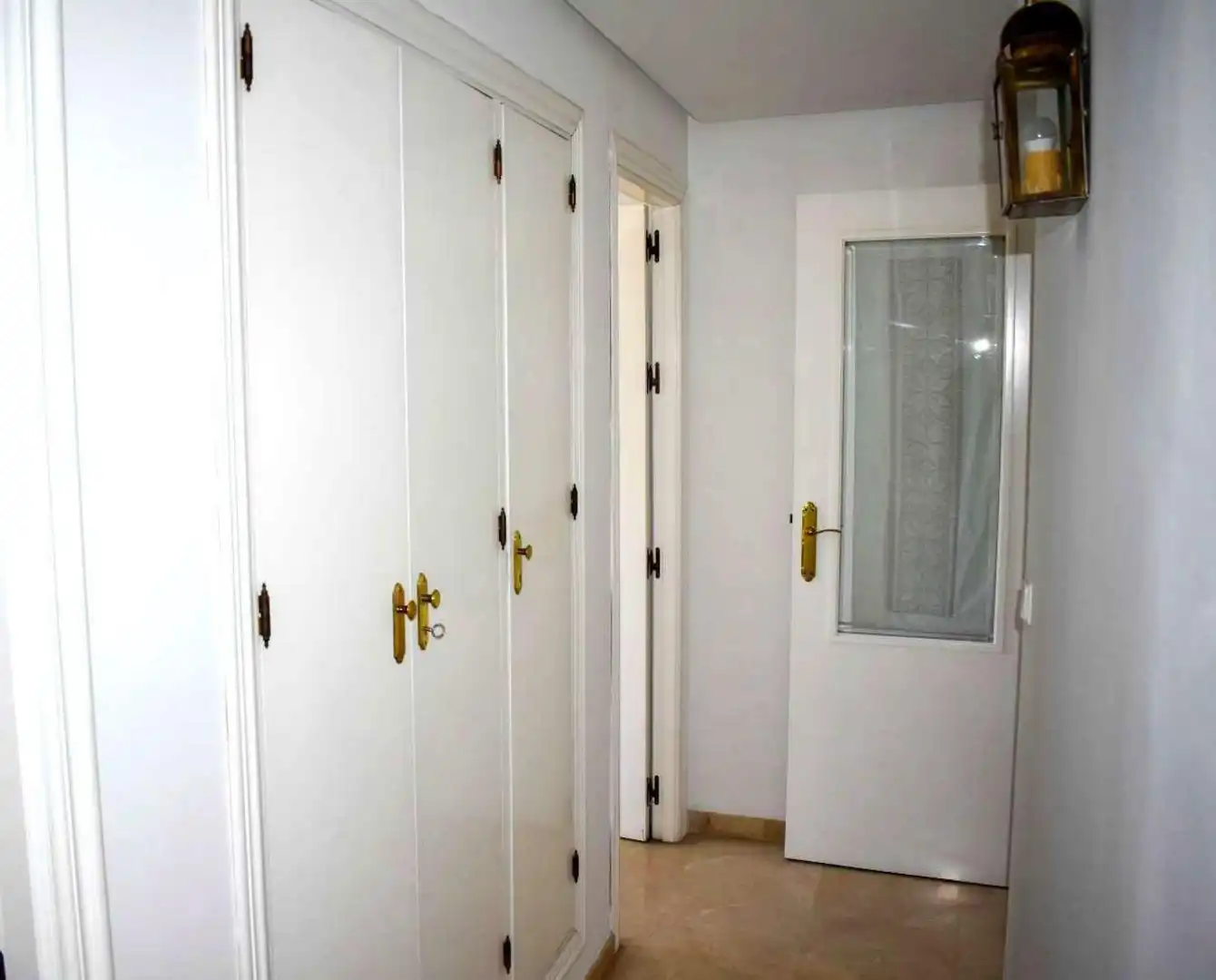 Habitación de Piso de alquiler en Huelva con Aire acondicionado y Amueblado