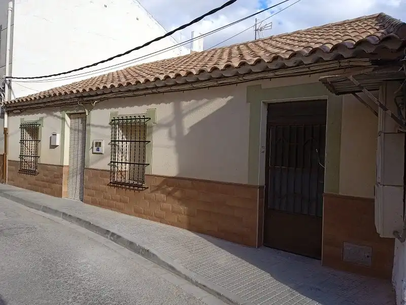 Casa en venta en Tobarra