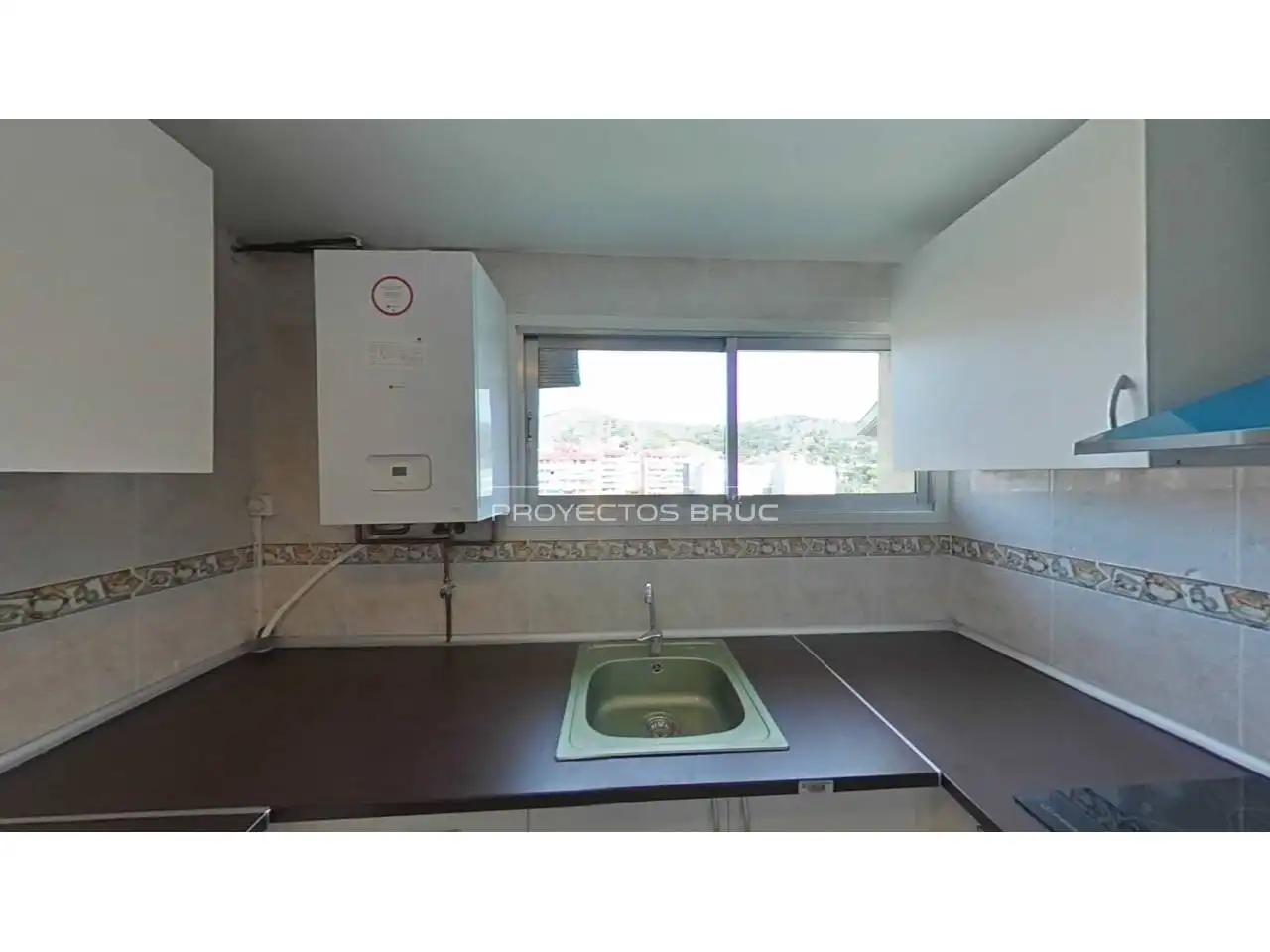 Cocina de Piso en venta en Nou Barris