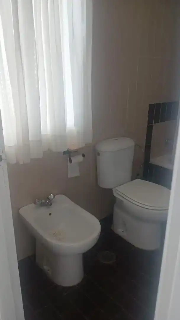 Bany de Casa o xalet en venda en Dos Hermanas amb Aire condicionat i Balcó