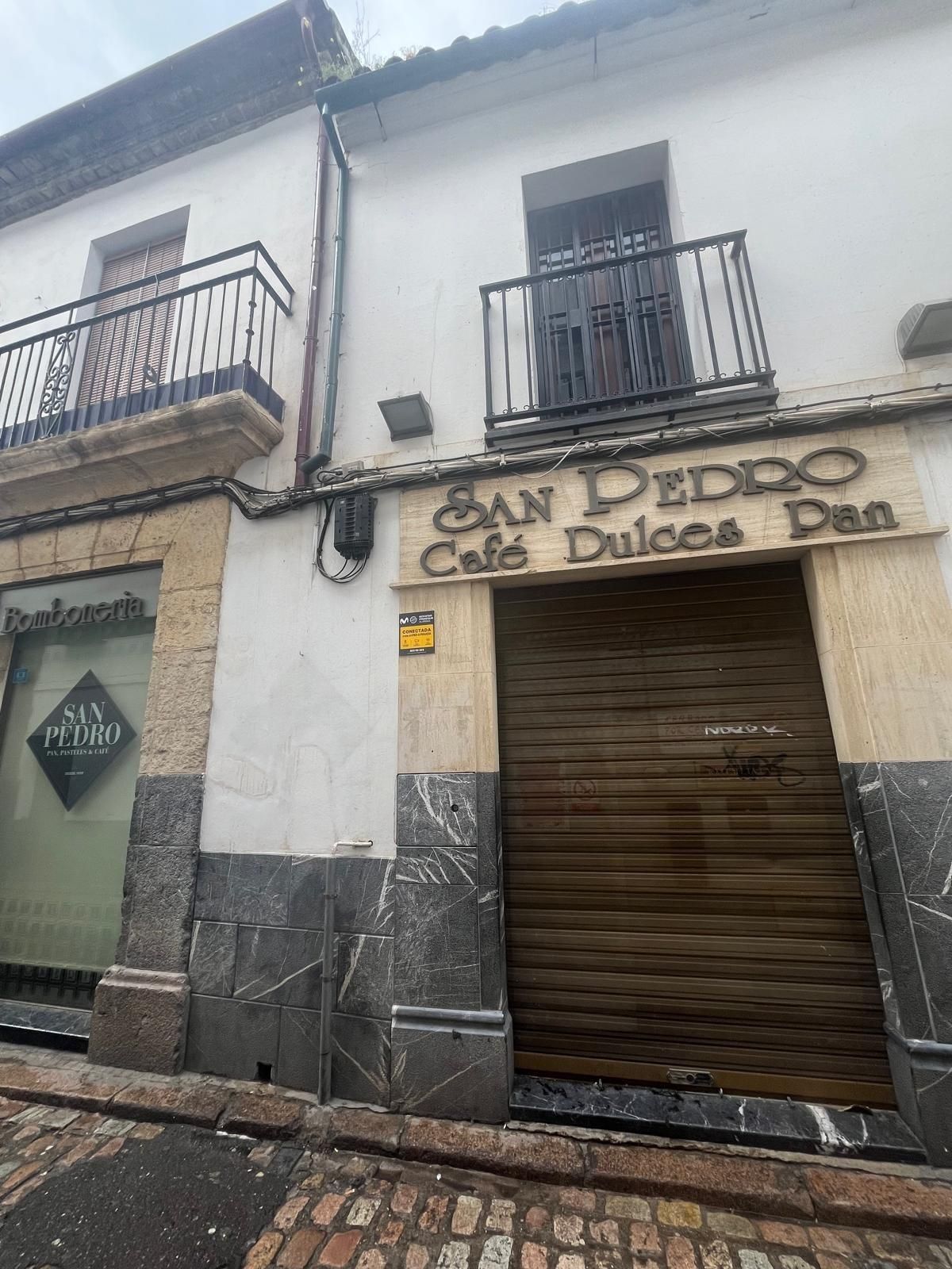Local de lloguer a Casco Histórico  - Ribera - San Basilio