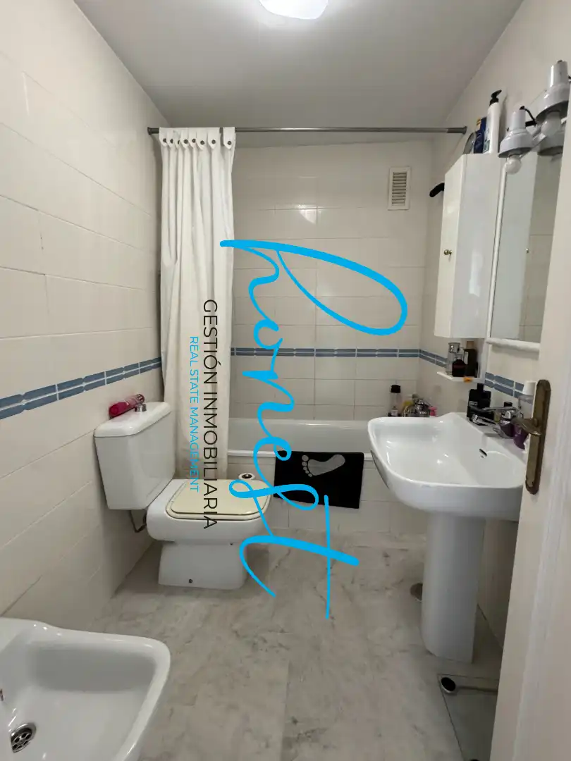 Baño de Ático en venta en Torremolinos con Aire acondicionado, Terraza y Amueblado