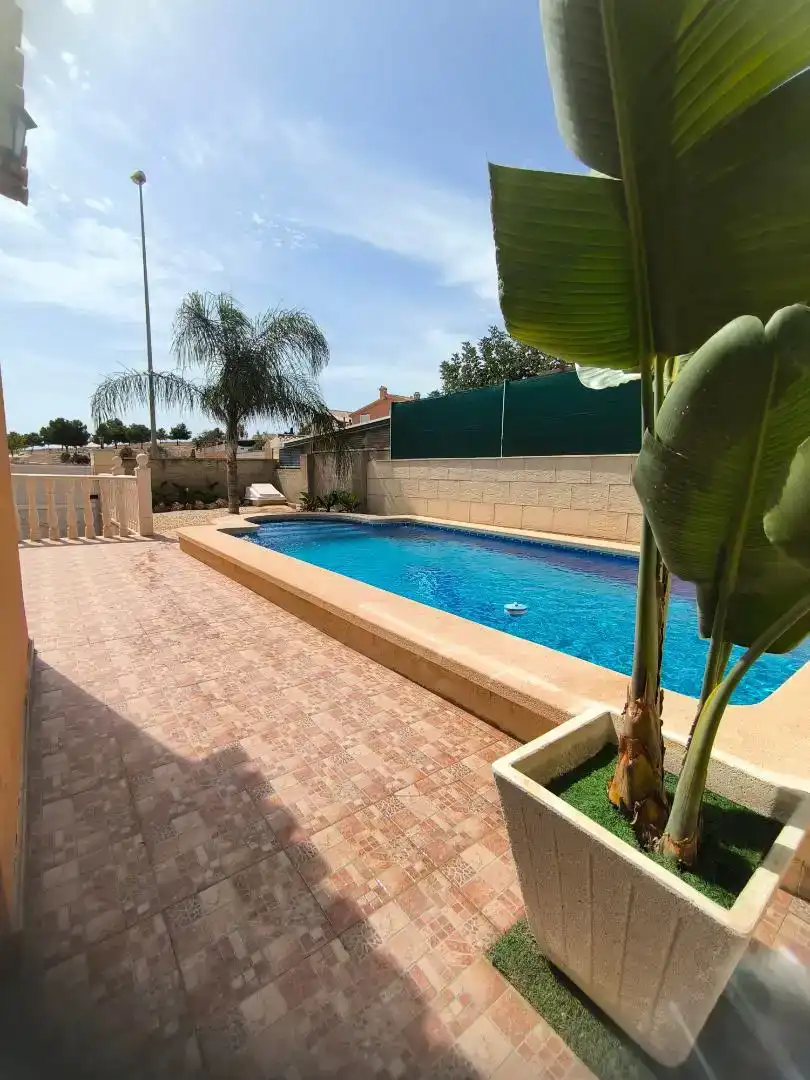 Piscina de Casa o chalet en venta en Mutxamel con Aire acondicionado, Jardín privado y Trastero