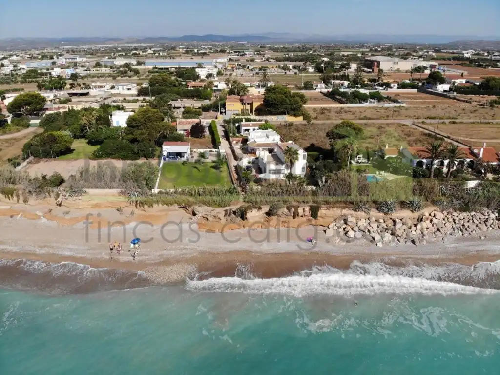 Casa con jardín en venta en Mar Chica, imagen 2