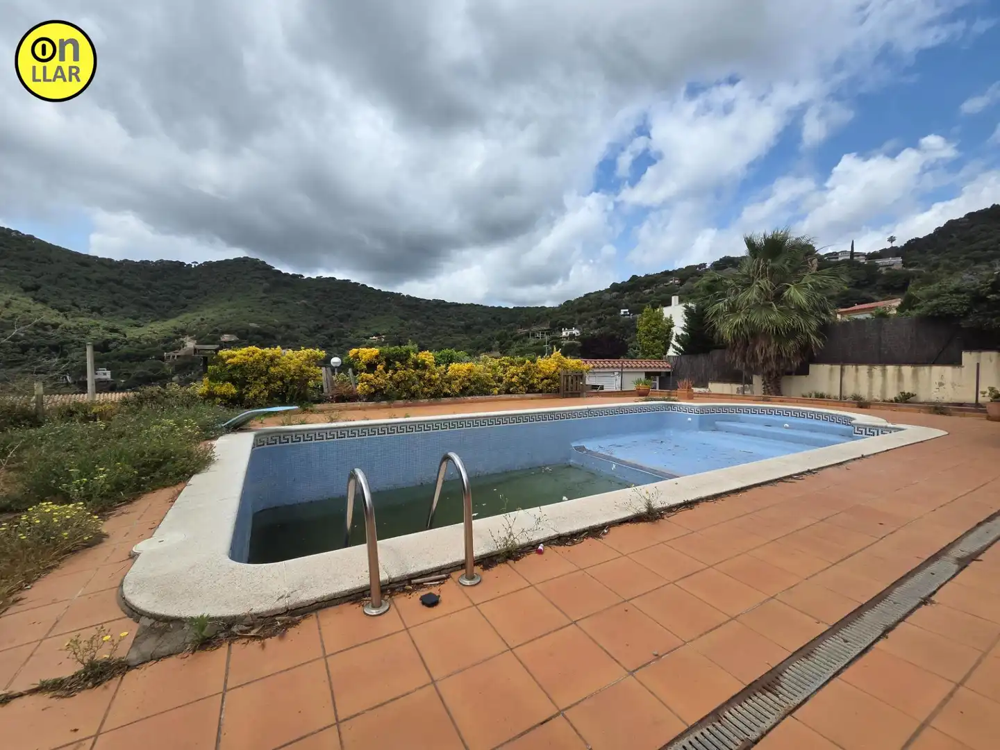 Piscina de Casa o xalet en venda en Cabrera de Mar amb Piscina comunitària