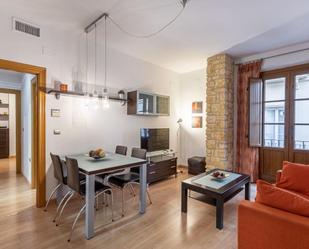 Living room of Flat to rent in  Granada Capital  with Air Conditioner, Heating and Balcony