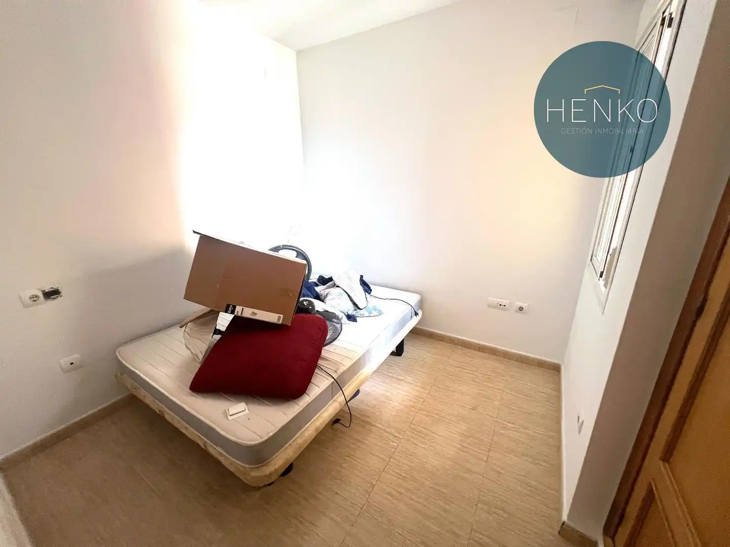 Habitación de Piso en venta en Lepe con Trastero, Balcón y Alarma