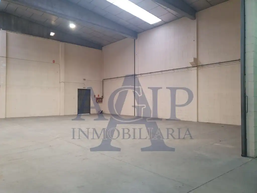 Fabrikhallen zur Miete in L'Hospitalet de Llobregat