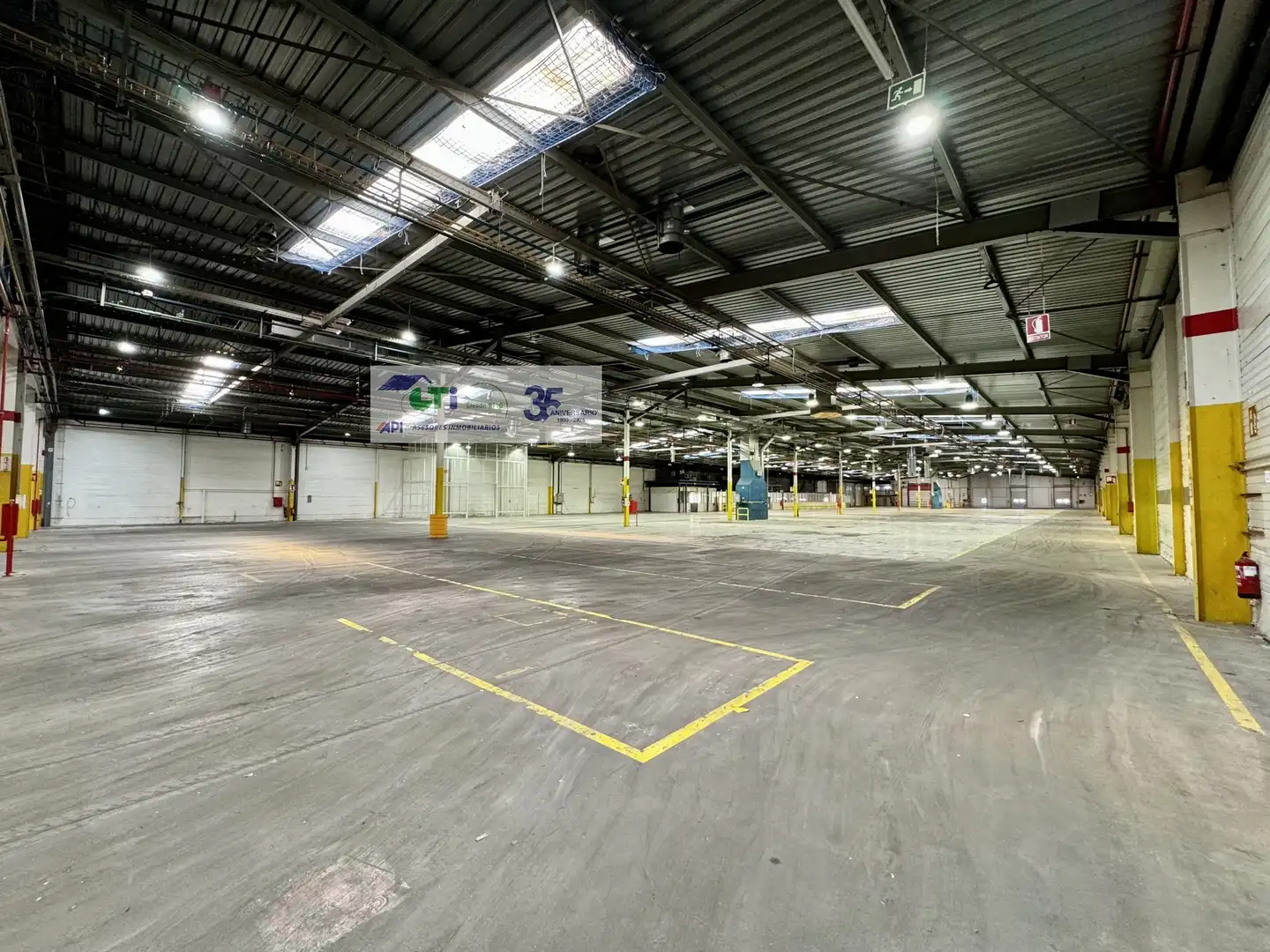 Nave industrial de alquiler en Pedrola